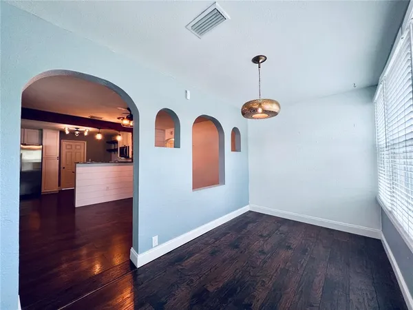 $2,249 | 1930 Douglas Avenue, Clearwater, FL 33755