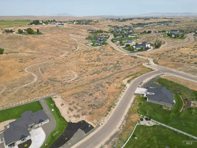 $275,000 | 7034 Sidewinder Road, Star, ID 83669