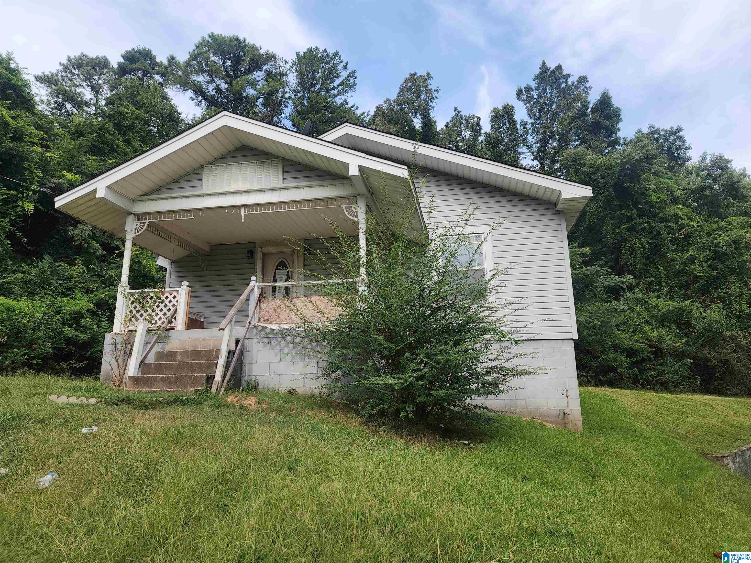 1308 Garvin Street Gadsden, AL 35901 - Photo 1 of 11