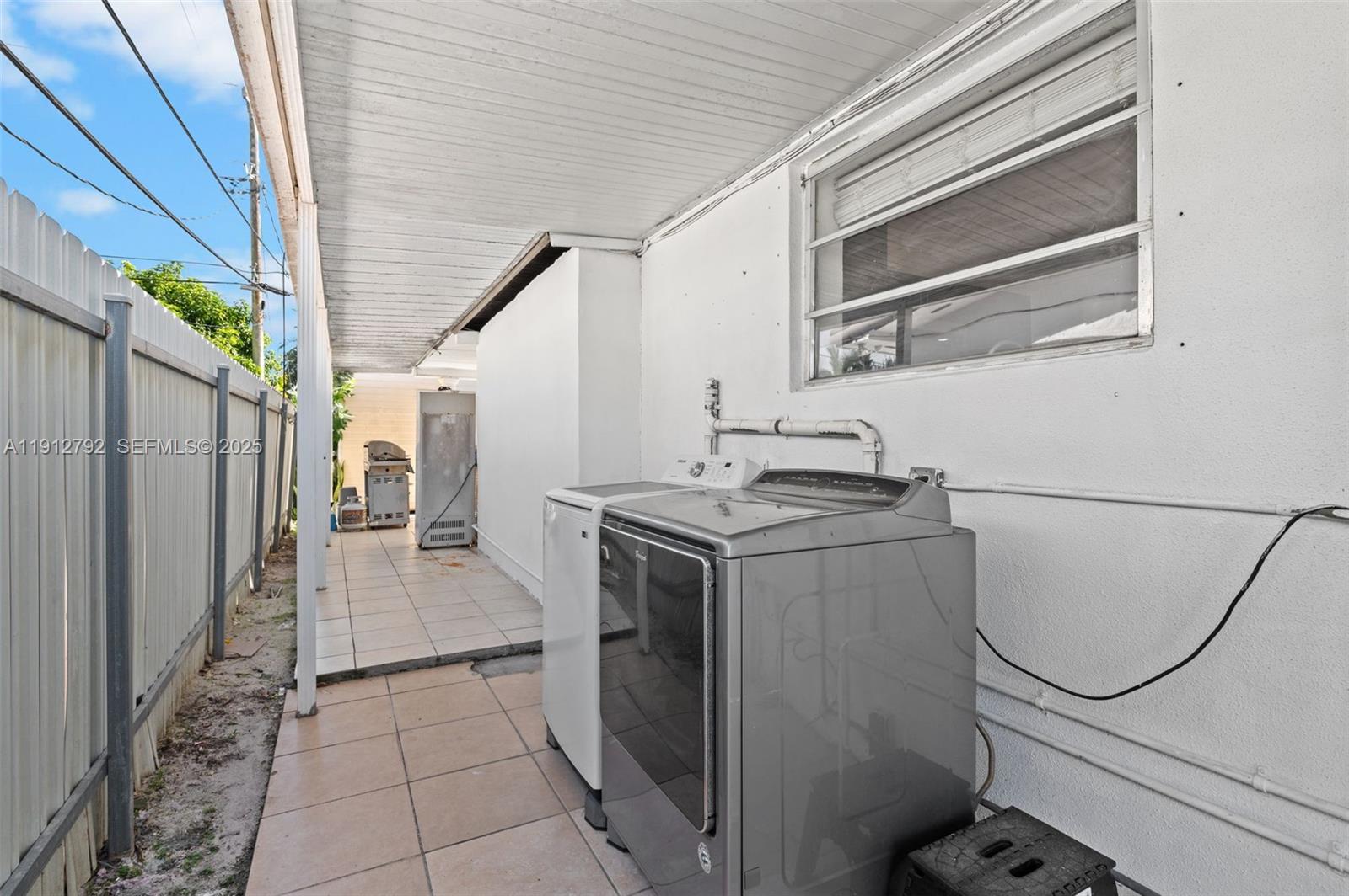 5355 West 5th Lane Hialeah, FL 33012 - Photo 30 of 34