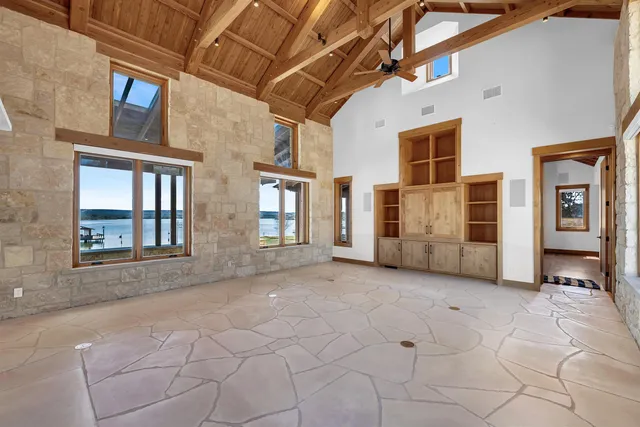 a view of an entrance of the building