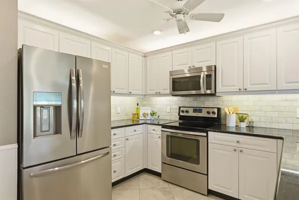 $700,000 | 45 Pelican Place, Belleair, FL 33756