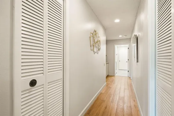 $700,000 | 45 Pelican Place, Belleair, FL 33756