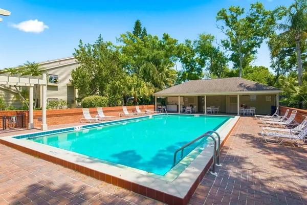 $700,000 | 45 Pelican Place, Belleair, FL 33756