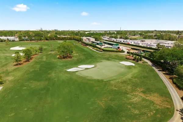 $700,000 | 45 Pelican Place, Belleair, FL 33756