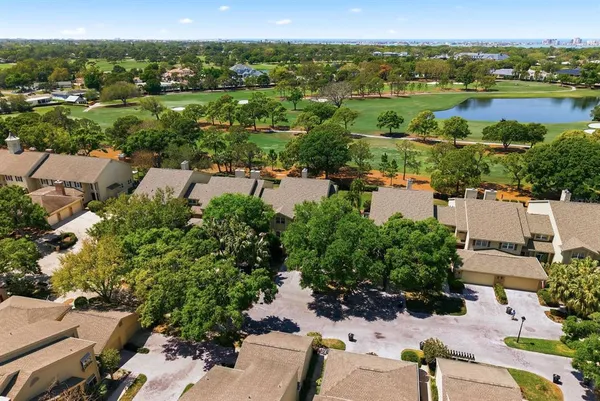 $700,000 | 45 Pelican Place, Belleair, FL 33756