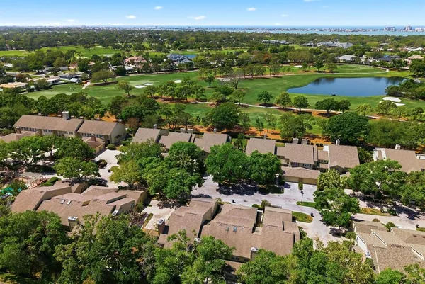 $700,000 | 45 Pelican Place, Belleair, FL 33756
