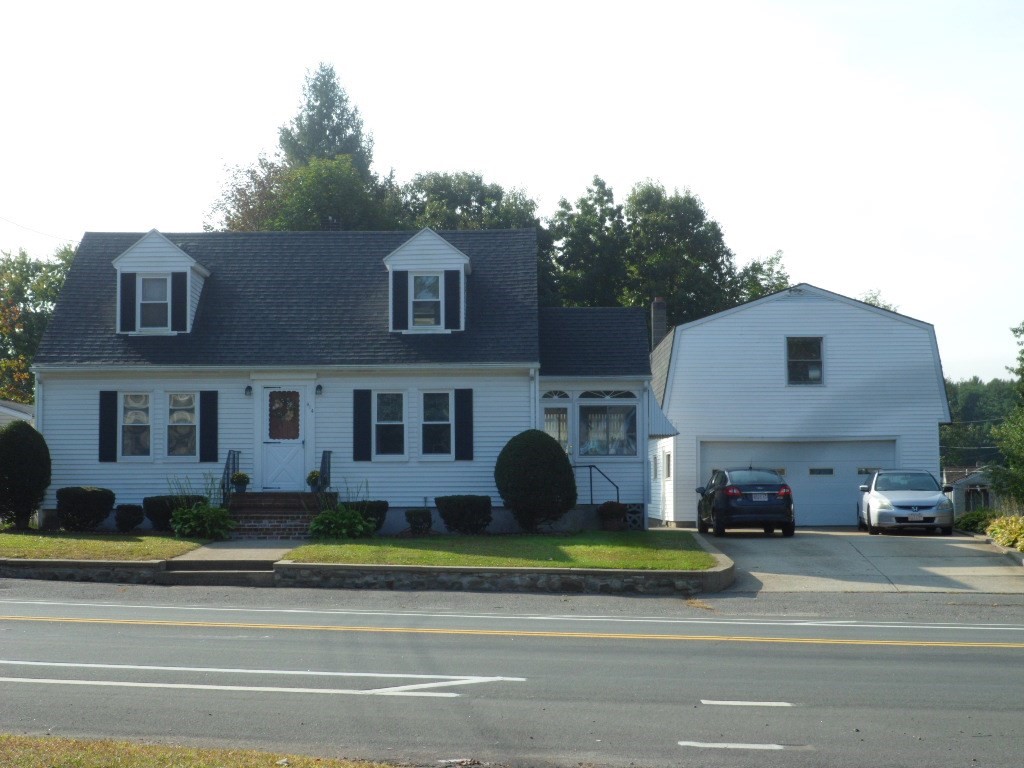 914 Riverside Drive Methuen, MA 01844 - Photo 1 of 41 Gallery Image 1