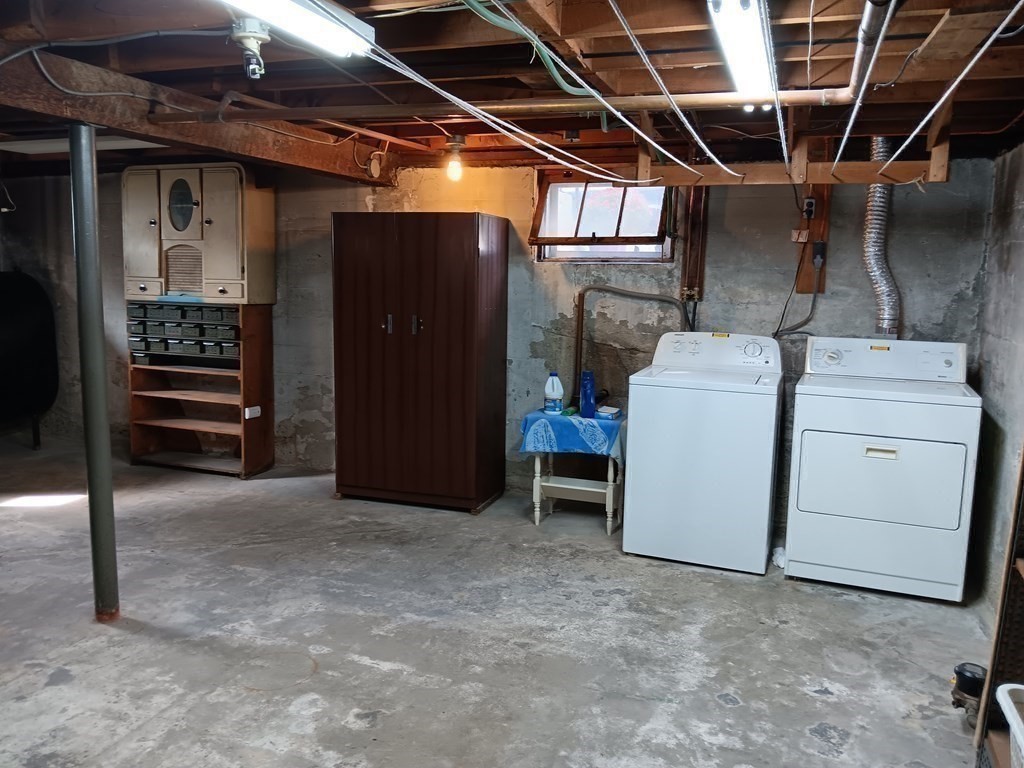 914 Riverside Drive Methuen, MA 01844 - Photo 33 of 41 Gallery Image 33