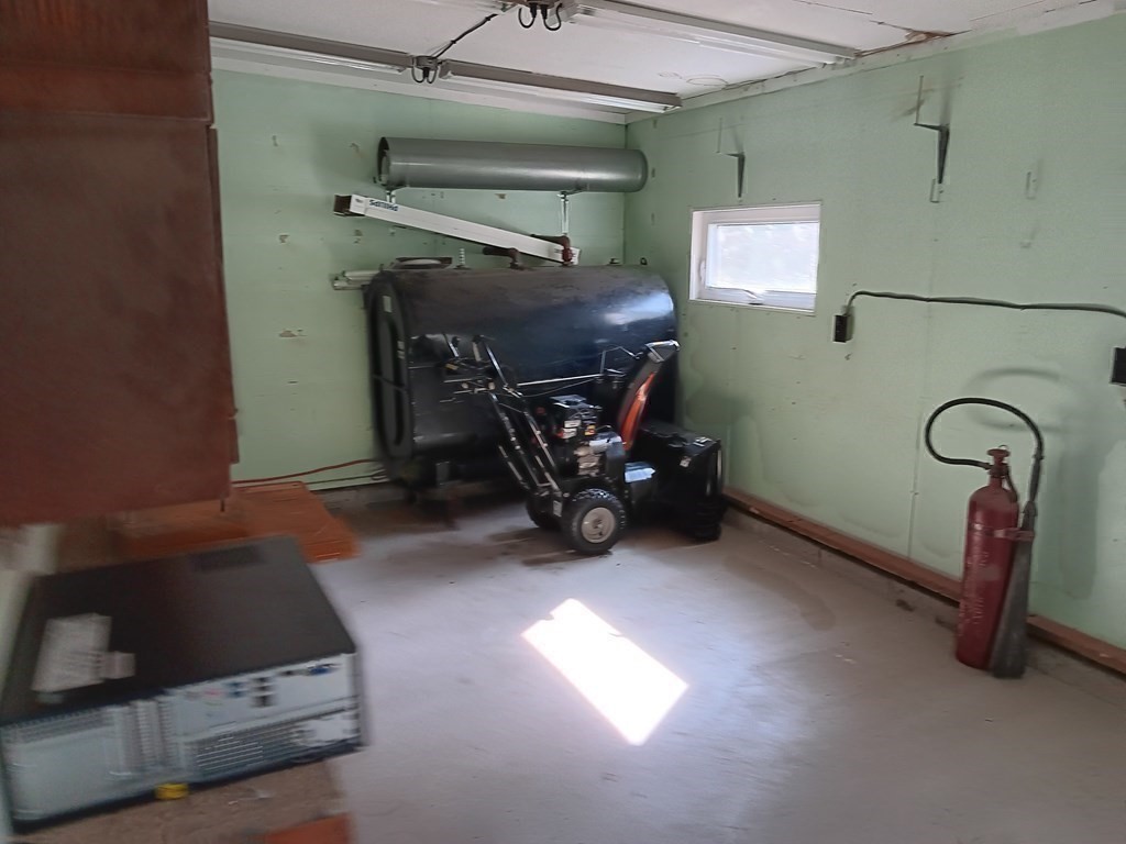 914 Riverside Drive Methuen, MA 01844 - Photo 39 of 41 Gallery Image 39