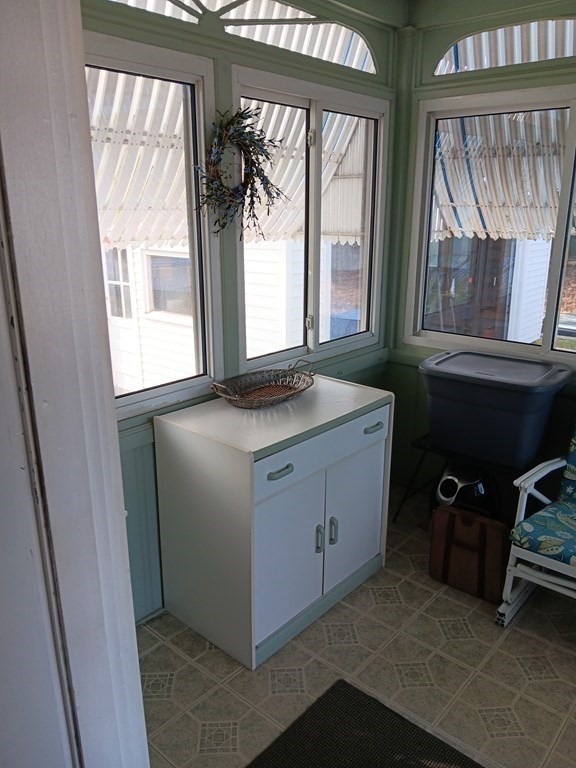 914 Riverside Drive Methuen, MA 01844 - Photo 9 of 41 Gallery Image 9