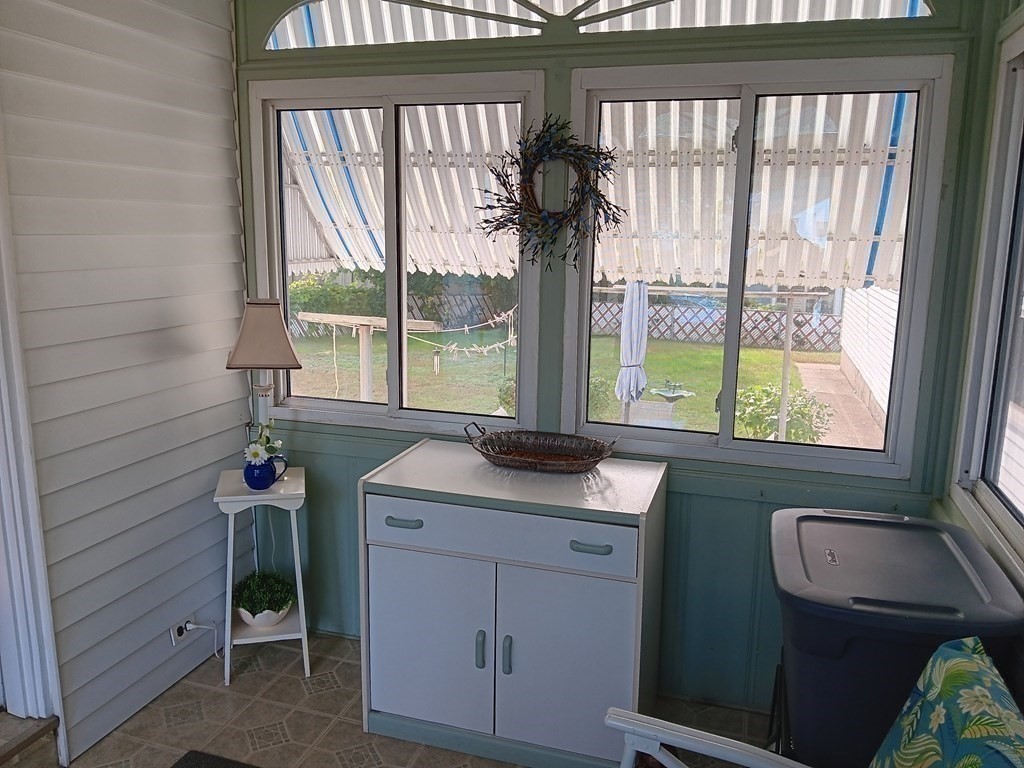 914 Riverside Drive Methuen, MA 01844 - Photo 10 of 41 Gallery Image 10