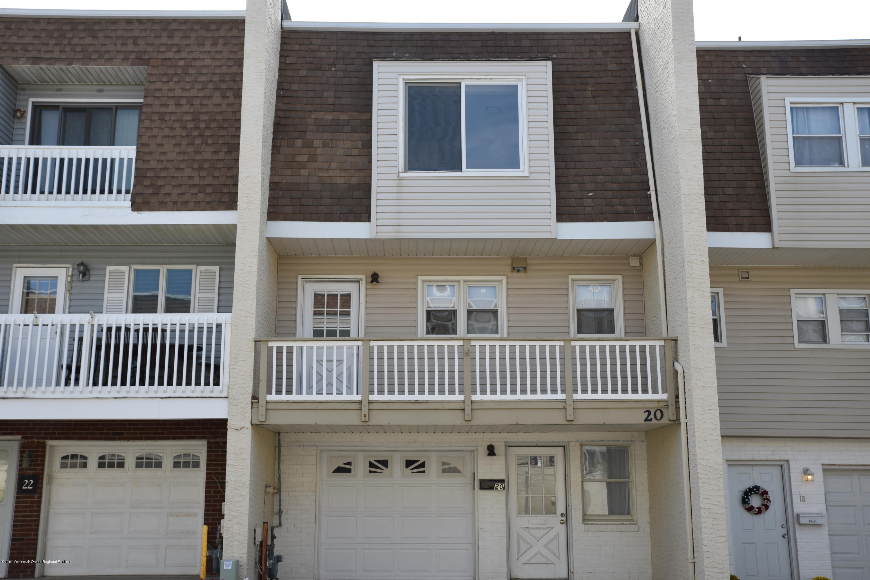 20 Village Road Sea Bright, NJ 07760 - Photo 1 of 1 DSC_5681