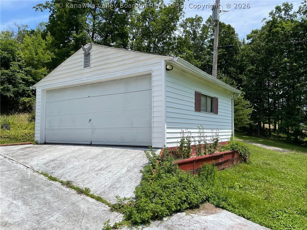 1669 Maysel Laurel Ridge Road Maysel, WV 25133 - Photo 2 of 21 Gallery Image 2