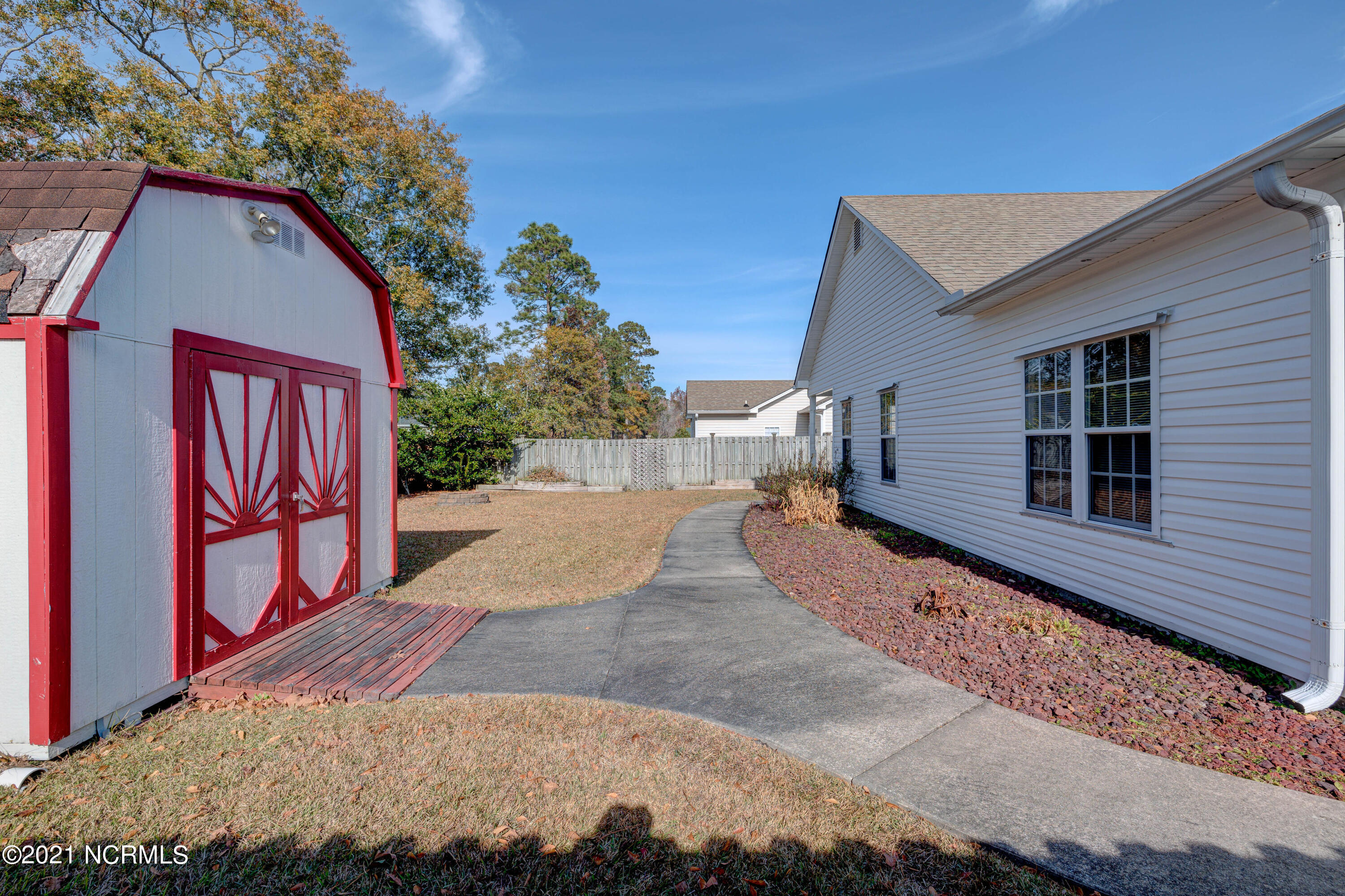 8629 Orchard Loop Road Leland, NC 28451 - Photo 32 of 35 8629OrchardLoopEdit-5