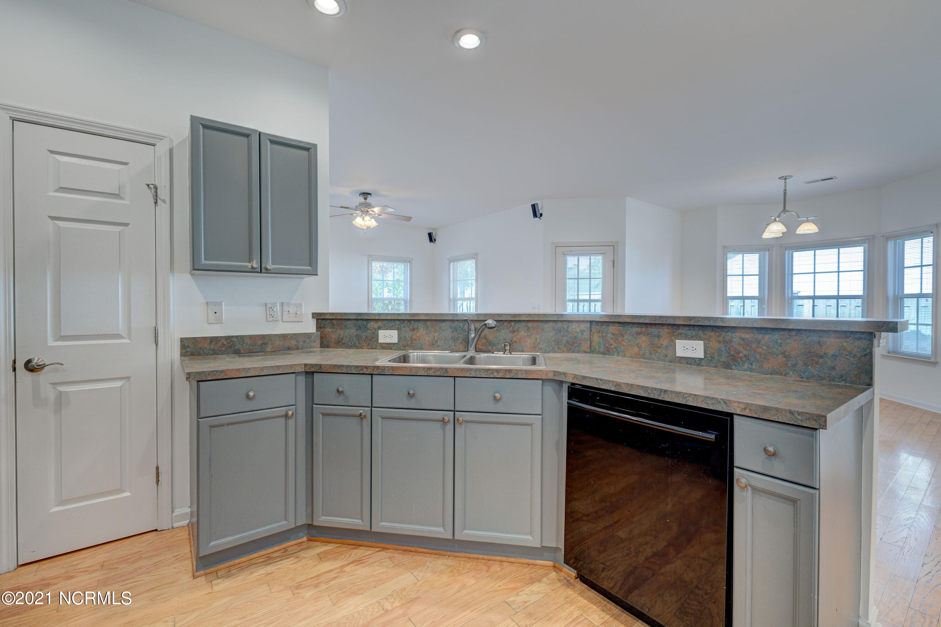 8629 Orchard Loop Road Leland, NC 28451 - Photo 8 of 35 8629OrchardLoopEdit-13
