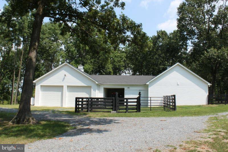 239 Klines Mill Road Middletown, VA 22645 - Photo 18 of 30 Garage Barn Workshop