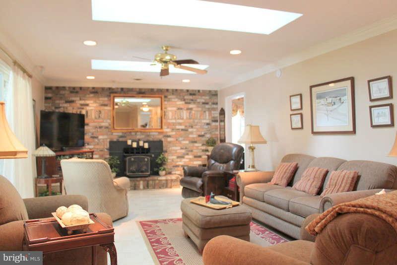 239 Klines Mill Road Middletown, VA 22645 - Photo 6 of 30 Family Room with Skylights