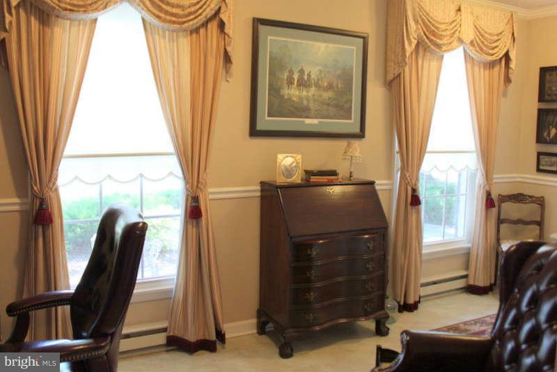 239 Klines Mill Road Middletown, VA 22645 - Photo 8 of 30 Office Den Library