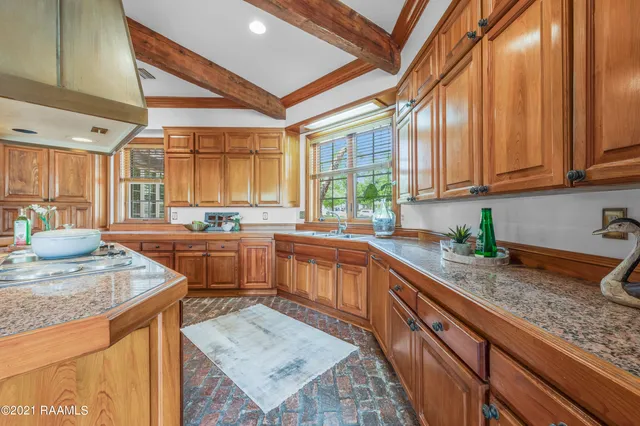 $1,250,000 | 116 C Jean Baptiste Drive, Lafayette, LA 70503