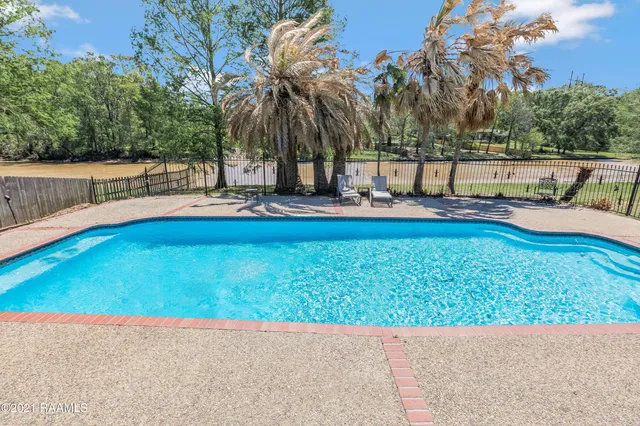 $1,250,000 | 116 C Jean Baptiste Drive, Lafayette, LA 70503