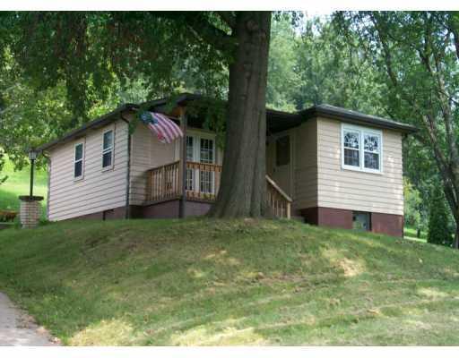 1035 Monaca Road Monaca, PA 15061 - Photo 1 of 7 Gallery Image 1