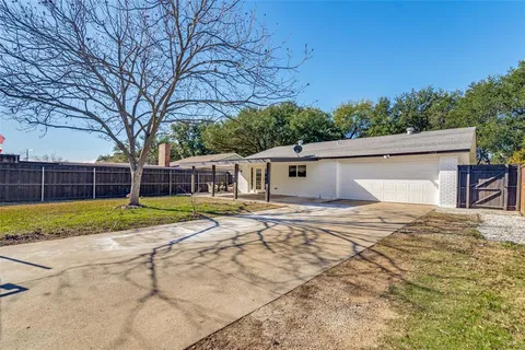 $285,000 | 6402 Casa Vista Drive, Garland, TX 75043