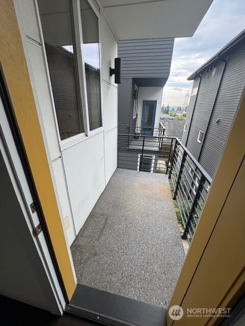 4503 15th Avenue South, Unit B Seattle, WA 98108 - Photo 11 of 25 a living room with furniture