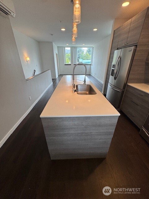 4503 15th Avenue South, Unit B Seattle, WA 98108 - Photo 10 of 25