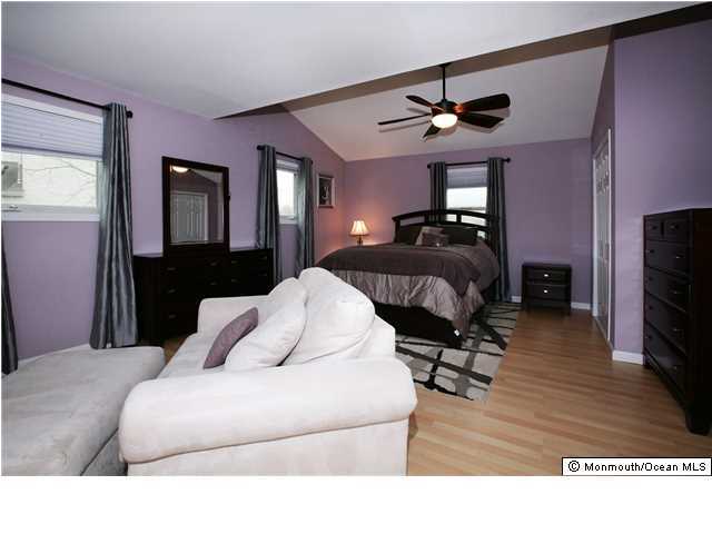 20 Glen Road Howell, NJ 07731 - Photo 9 of 22 Additional Photo