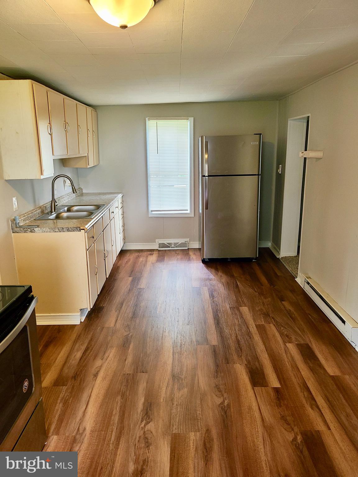 100 East 11th Avenue Ranson, WV 25438 - Photo 4 of 39