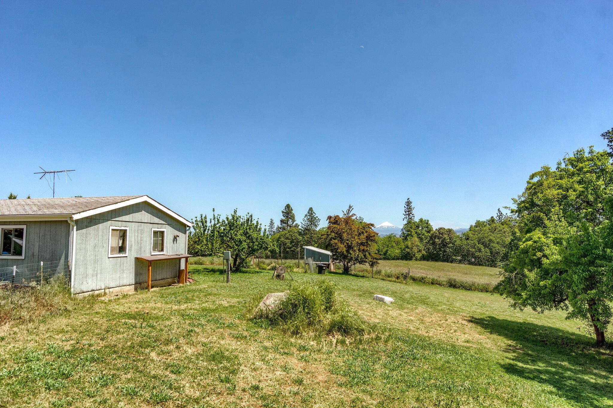 4640 Scenic Avenue Central Point, OR 97502 - Photo 88 of 97 ApxSD (134)