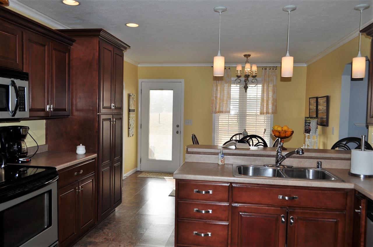 129 Shaker Ridge Lane Rockfield, KY 42274 - Photo 7 of 18 Gallery Image 7