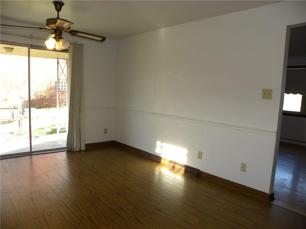 222 Roth Street Houston, PA 15342 - Photo 13 of 25 Open flow into your family room
