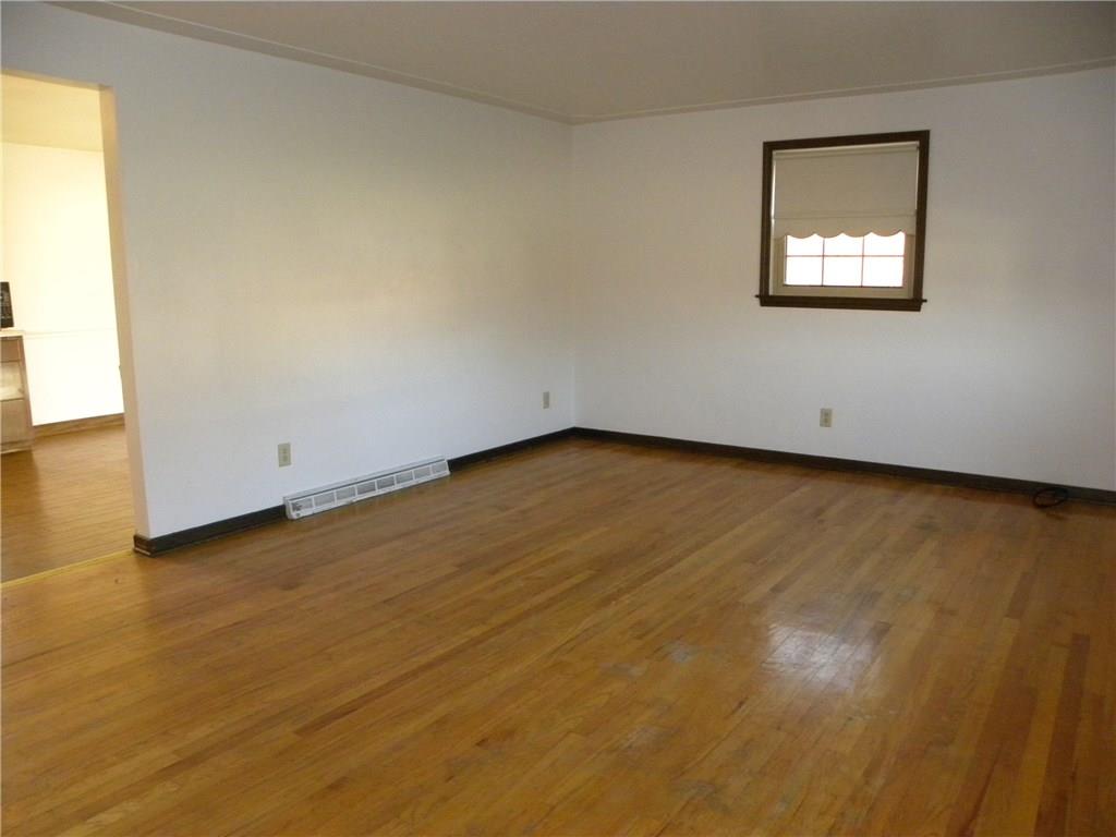 222 Roth Street Houston, PA 15342 - Photo 9 of 25 Also opens to the kitchen
