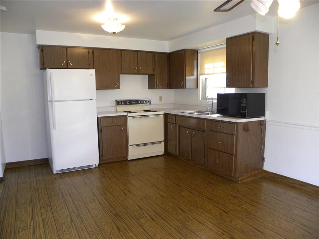 222 Roth Street Houston, PA 15342 - Photo 10 of 25 Spacious kitchen w/ fun HW floors