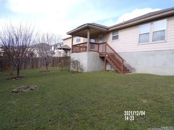 $1,695 | 10722 Firefox Den, San Antonio, TX 78245