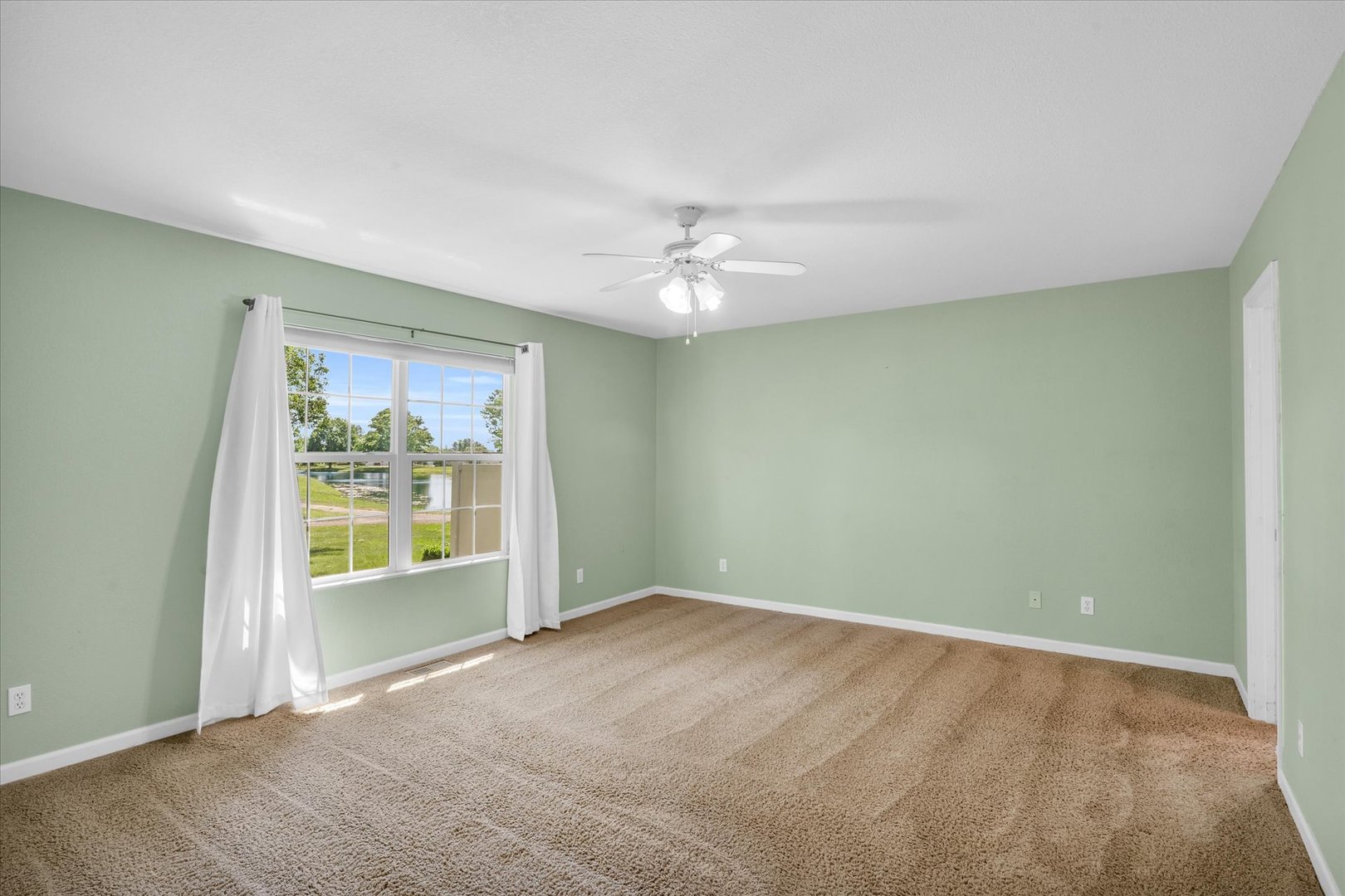 320 Wiley Court, Unit 320 Rantoul, IL 61866 - Photo 14 of 32 Gallery Image 14