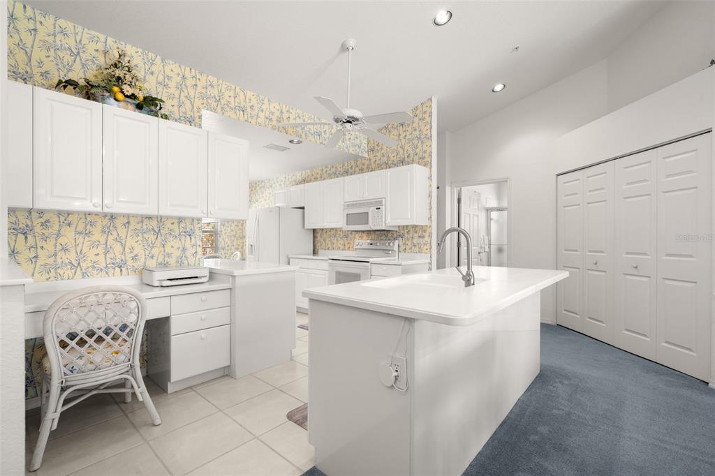 6594 Fairway Gardens Drive, Unit 6594 Bradenton, FL 34203 - Photo 13 of 32