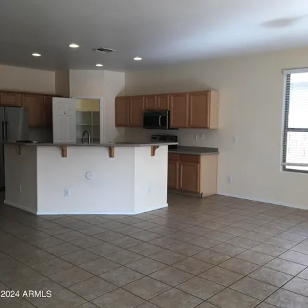 $2,350 | 2533 West Apollo Road, Phoenix, AZ 85041