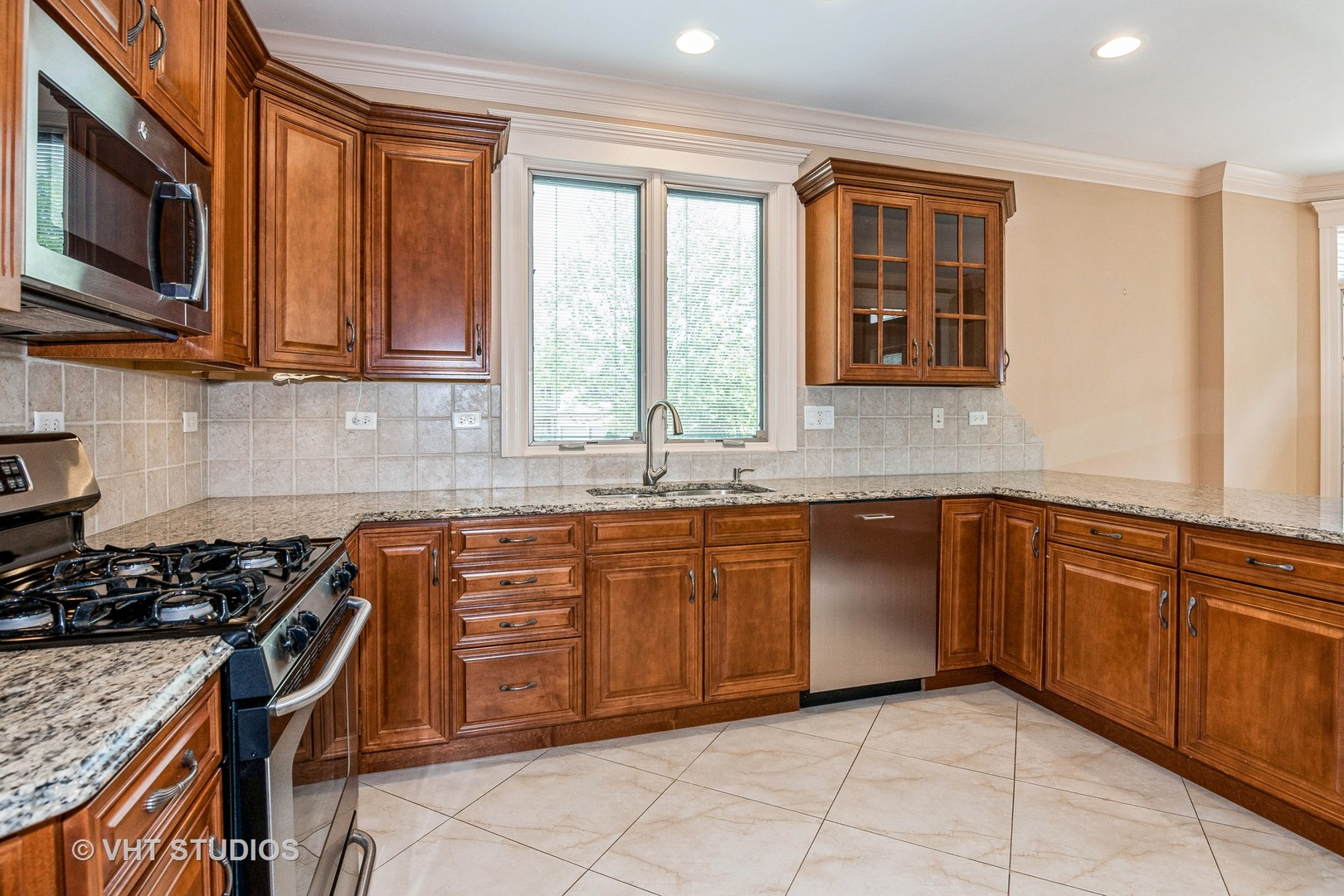 1803 Rizzi Lane Bartlett, IL 60103 - Photo 12 of 41