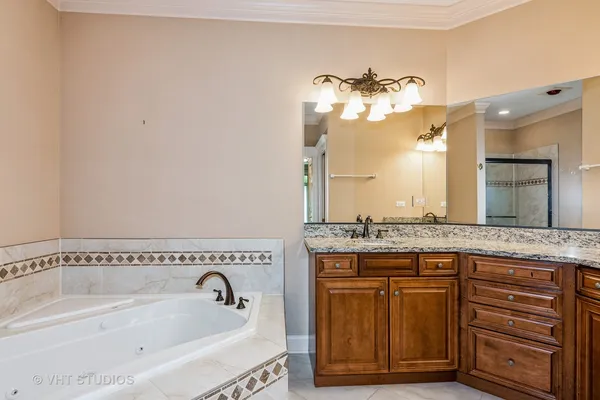 $589,000 | 1803 Rizzi Lane, Bartlett, IL 60103