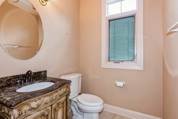 $589,000 | 1803 Rizzi Lane, Bartlett, IL 60103