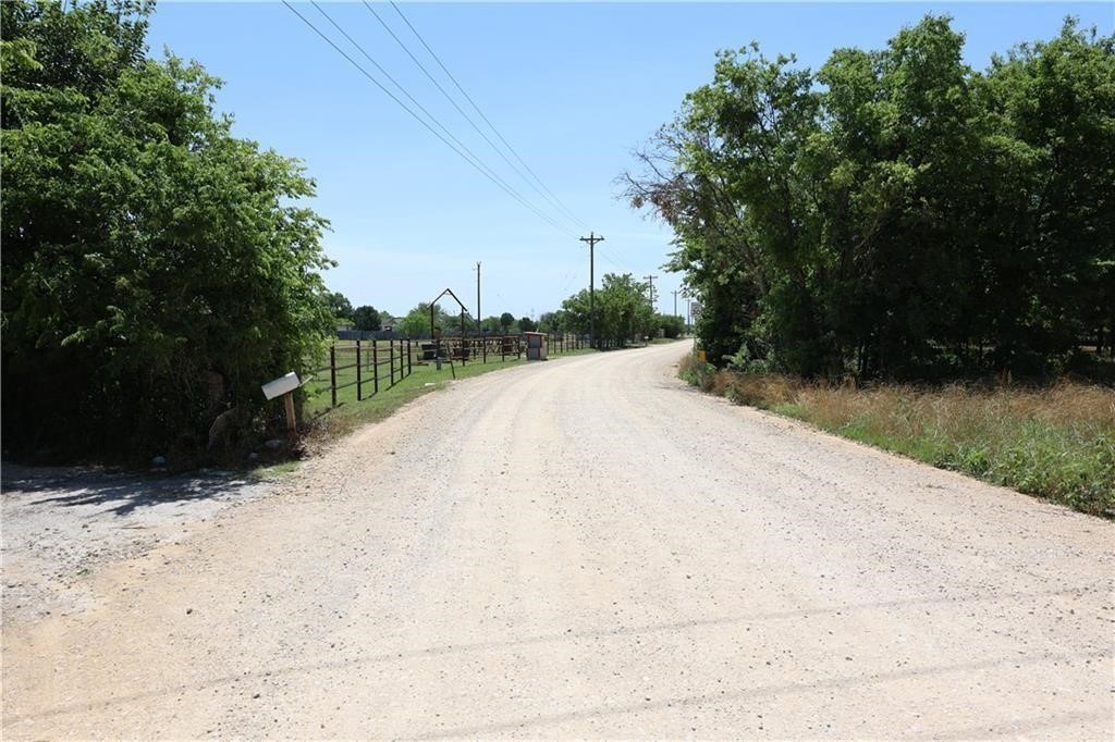 2500 Williamson Road Lockhart, TX 78644 - Photo 6 of 8 a view of path and green space