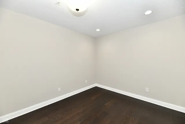 $2,599 | 8555 One W Drive, Unit 212, Indianapolis, IN 46260