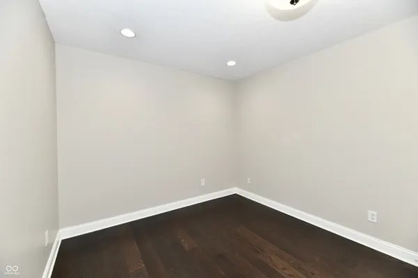 $2,599 | 8555 One W Drive, Unit 212, Indianapolis, IN 46260