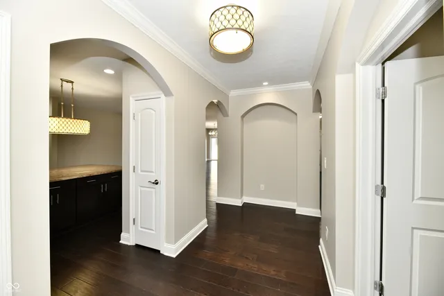 $2,599 | 8555 One W Drive, Unit 212, Indianapolis, IN 46260