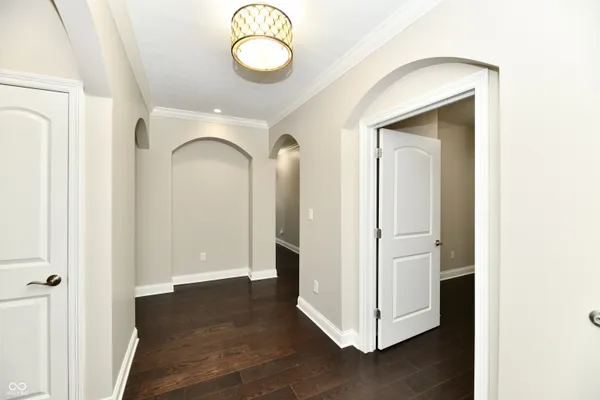 $2,599 | 8555 One W Drive, Unit 212, Indianapolis, IN 46260