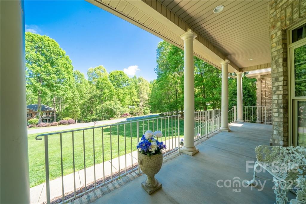 11686 Terrill Ridge Drive Davidson, NC 28036 - Photo 2 of 43 Gallery Image 2
