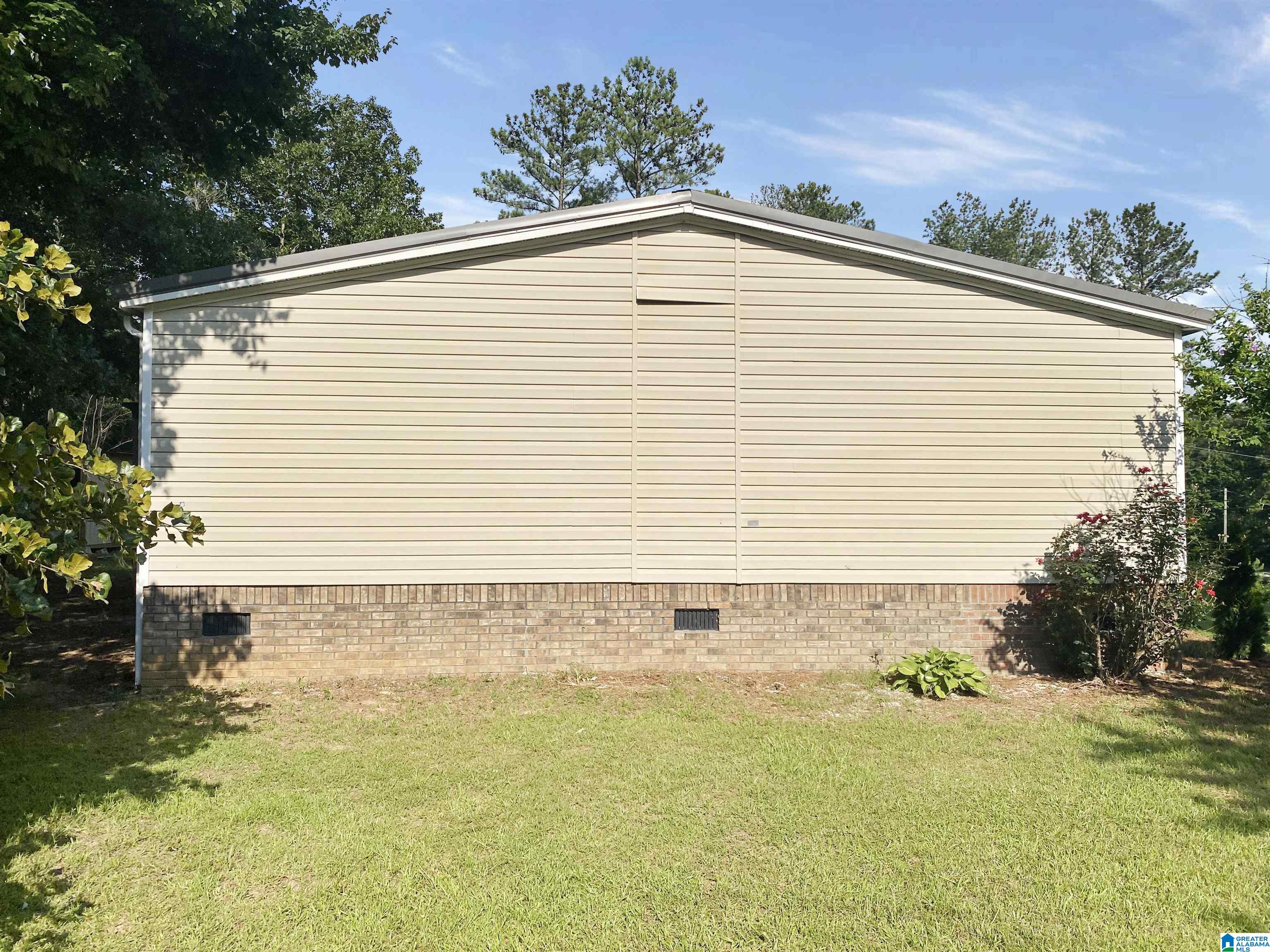 254 Clearview Odenville, AL 35120 - Photo 2 of 24